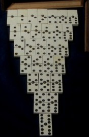 DOMINO CAJA MADERA (2)